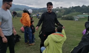 PARAGLIDING WINGMAN MEDELLIN