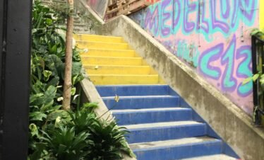 COMUNA 13 WINGMAN