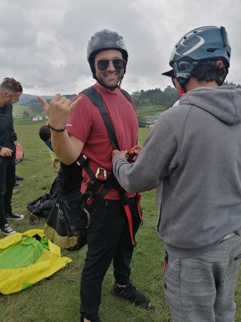 Paragliding in Medellín