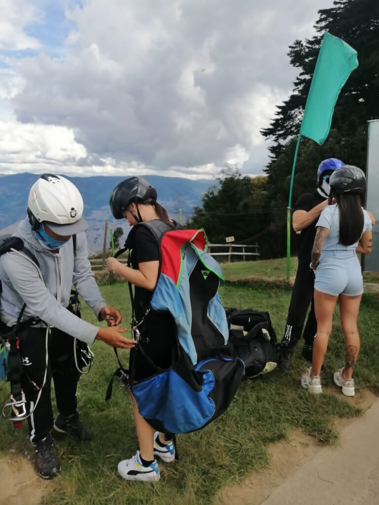 Paragliding in Medellín